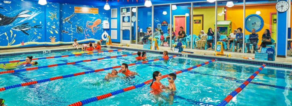 Goldfish - Astoria pool